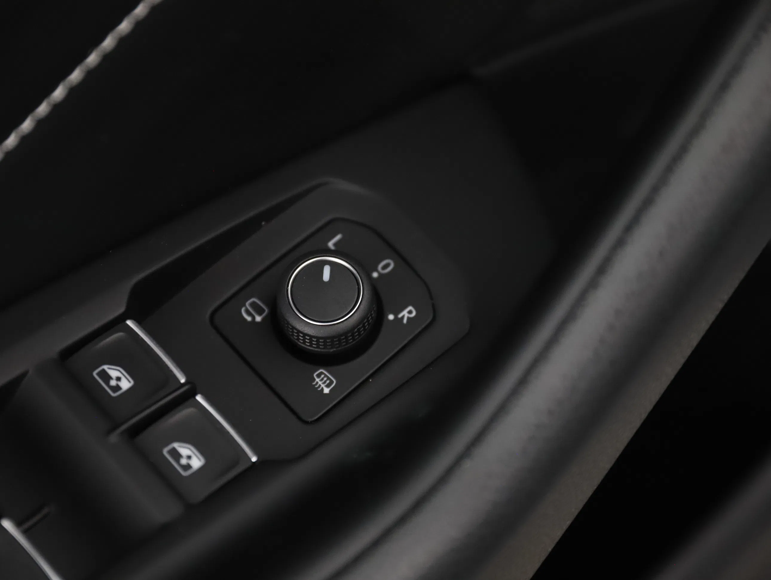 VW Passat Variant 2.0 TDI 4Motion BMT Alltrack | Bild 6 von 25