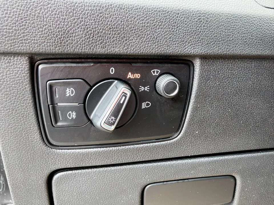 VW Passat Variant 2.0 TDI | Bild 10 von 26