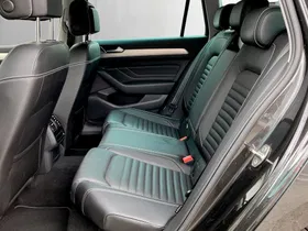 VW Passat Variant 2.0 TDI | Thumbnail 23 von 26