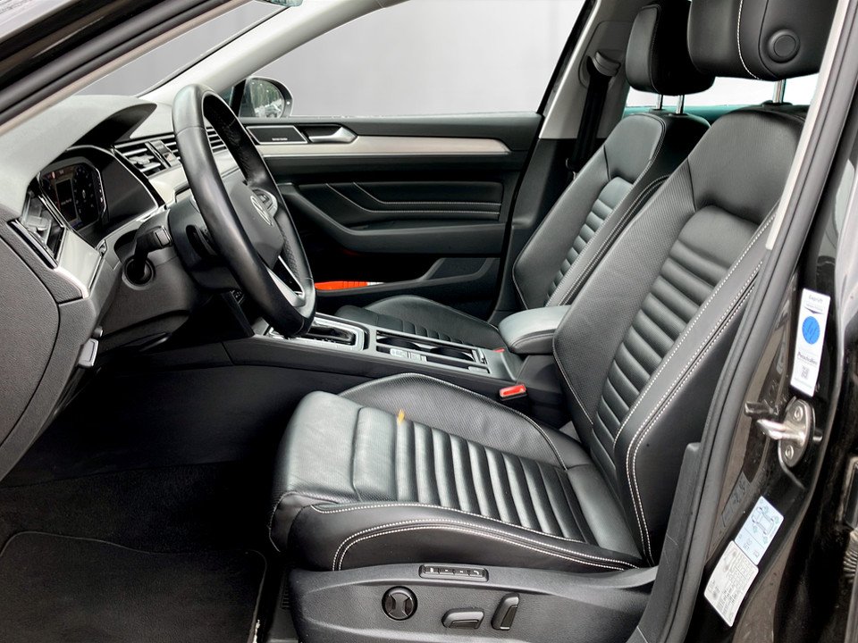 VW Passat Variant 2.0 TDI | Bild 11 von 26
