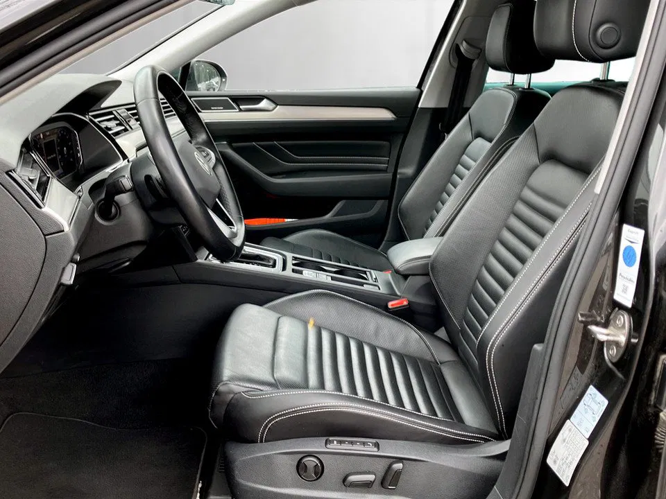 VW Passat Variant 2.0 TDI | Bild 11 von 26