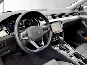 VW Passat Variant 2.0 TDI | Thumbnail 12 von 26