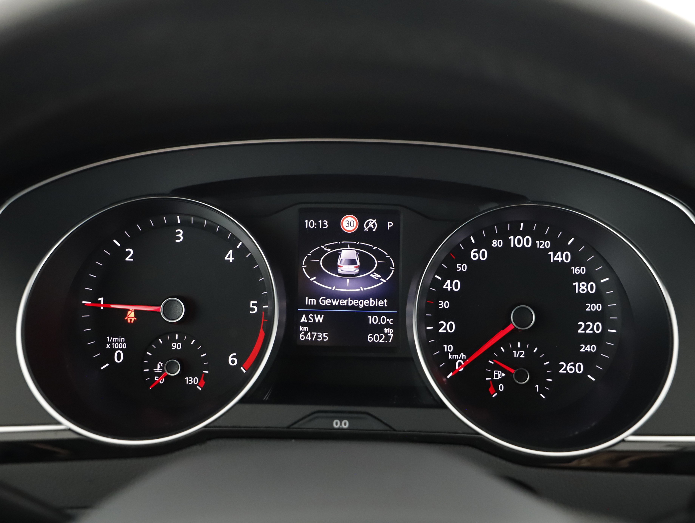 VW Passat Variant 2.0 TDI 4Motion BMT Alltrack | Bild 16 von 30