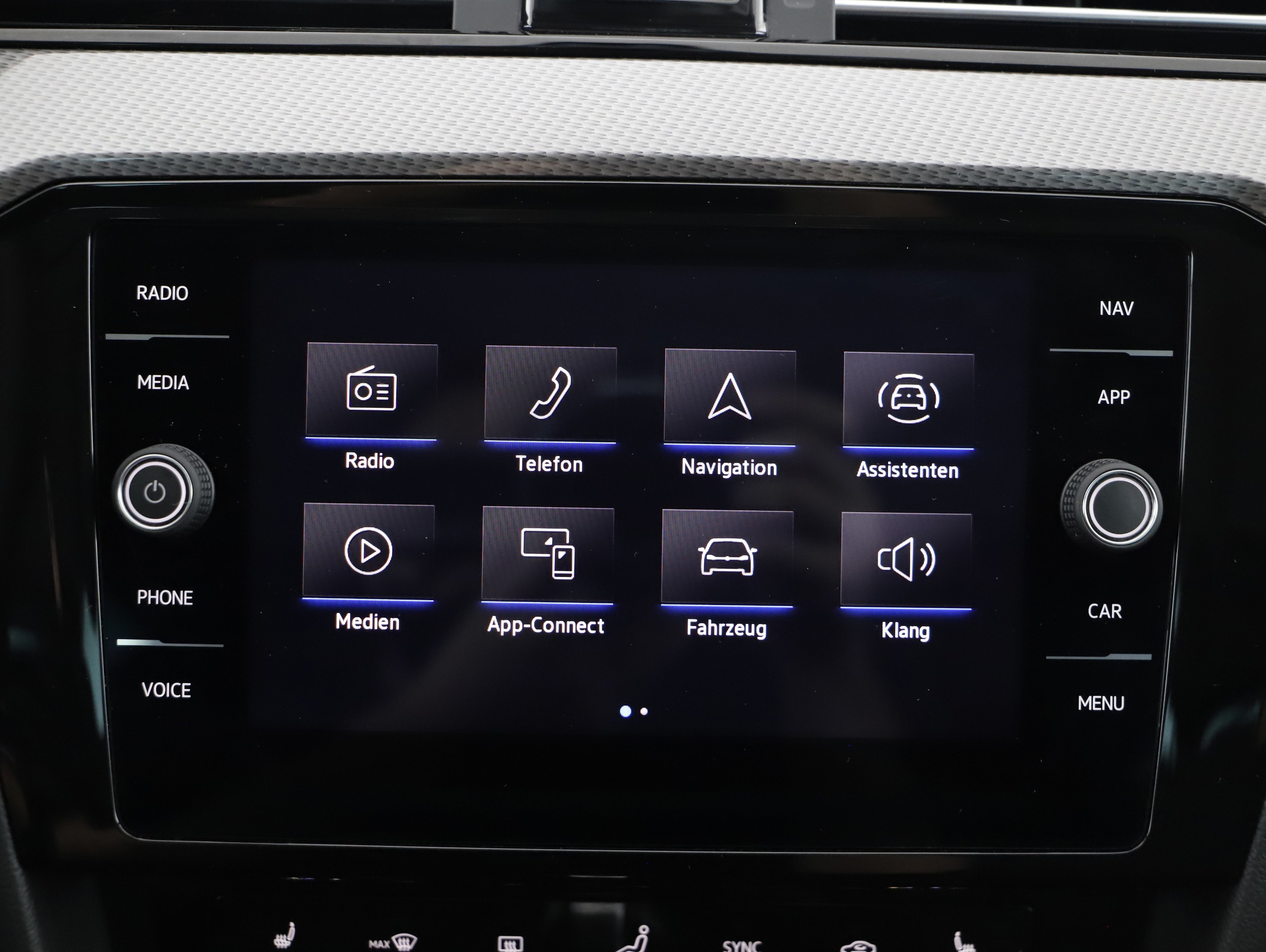 VW Passat Variant 2.0 TDI 4Motion BMT Alltrack | Bild 20 von 30