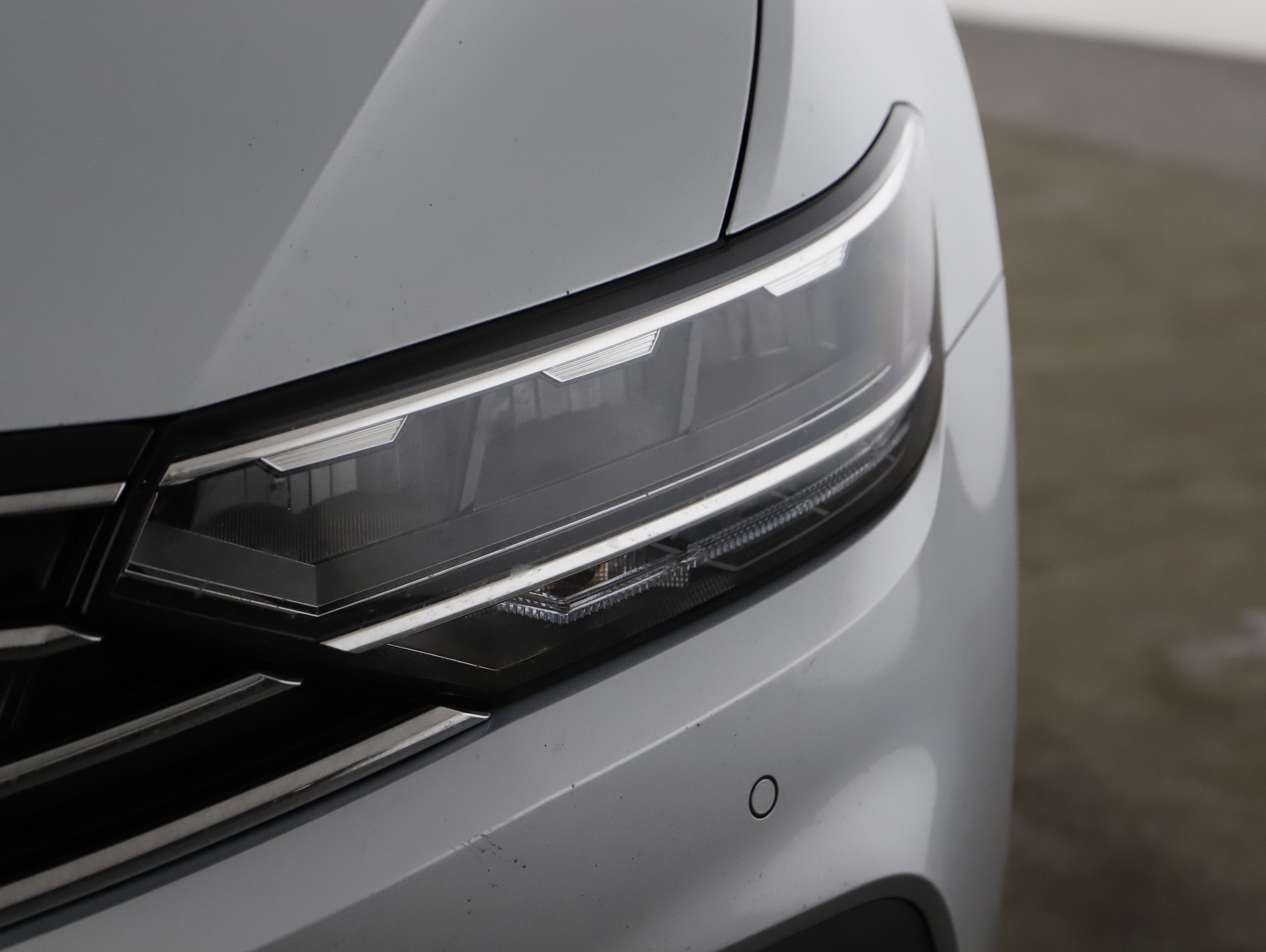 VW Passat Var. 2.0 TDI Bus. DSG | Bild 23 von 25