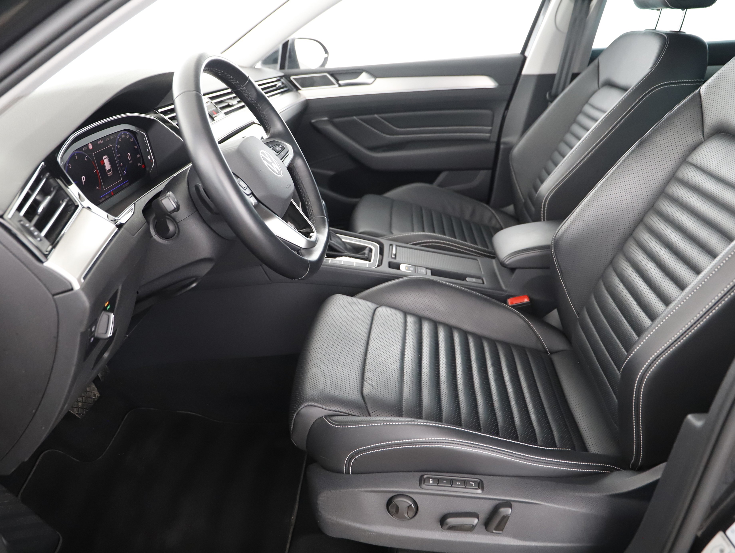 Bild eines VW Passat Variant 2.0 TDI BMT Elegance