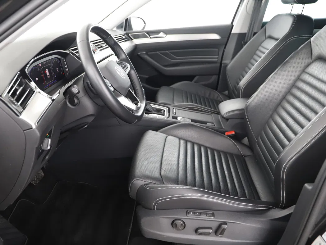 Bild eines VW Passat Variant 2.0 TDI BMT Elegance