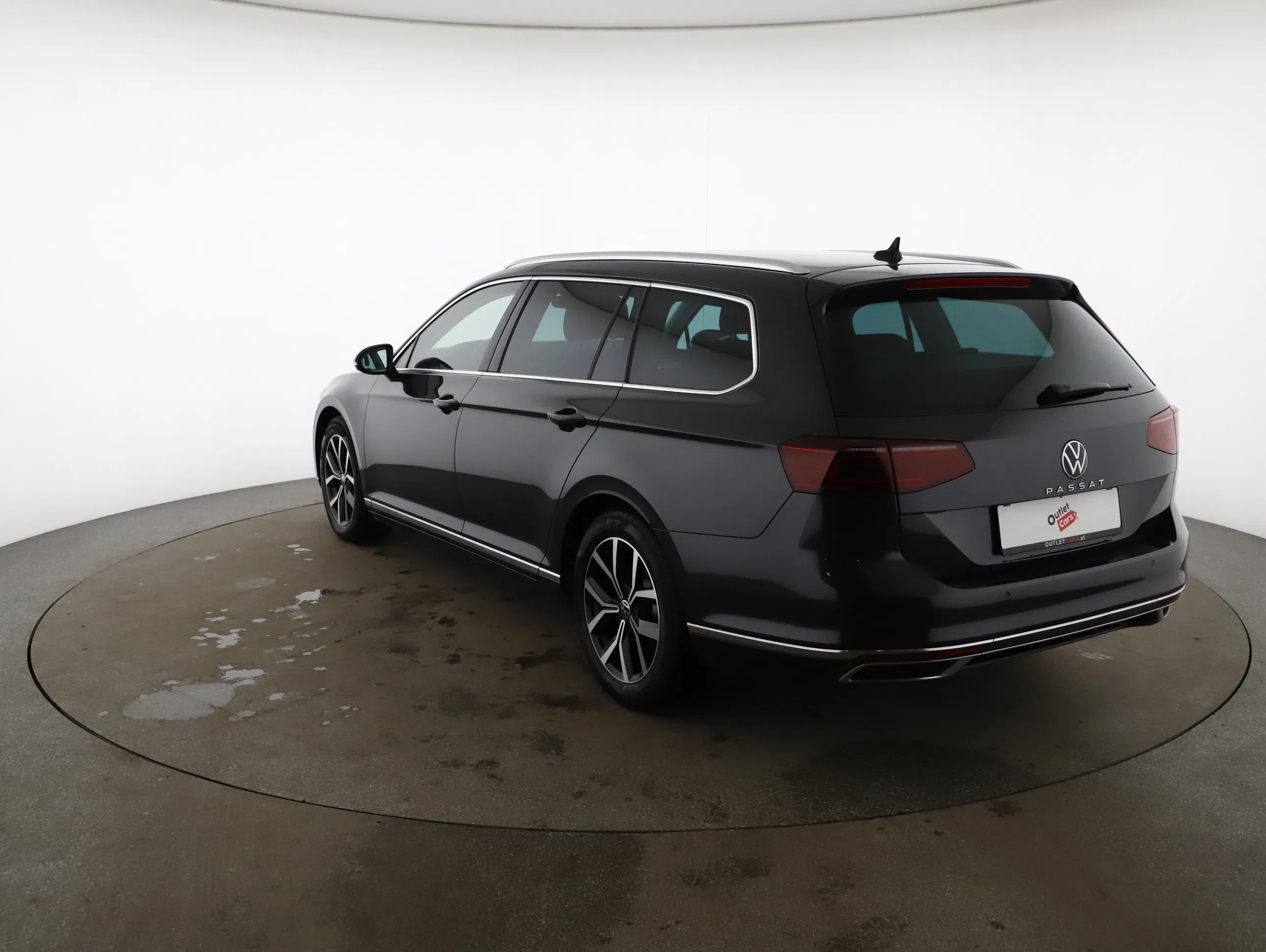 VW Passat Variant 2.0 TDI BMT Elegance | Bild 17 von 21