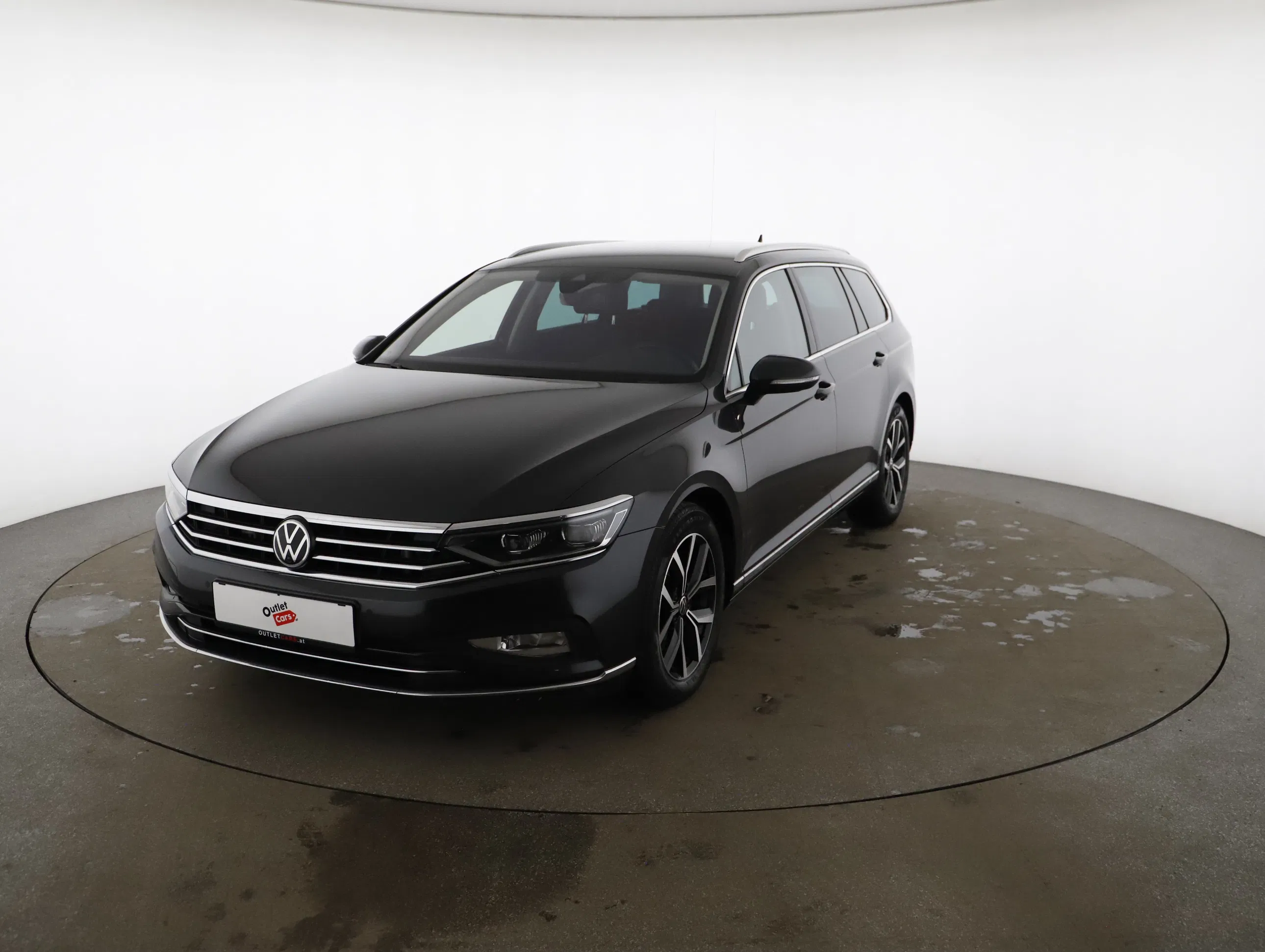 VW Passat Variant 2.0 TDI BMT Elegance | Bild 18 von 21