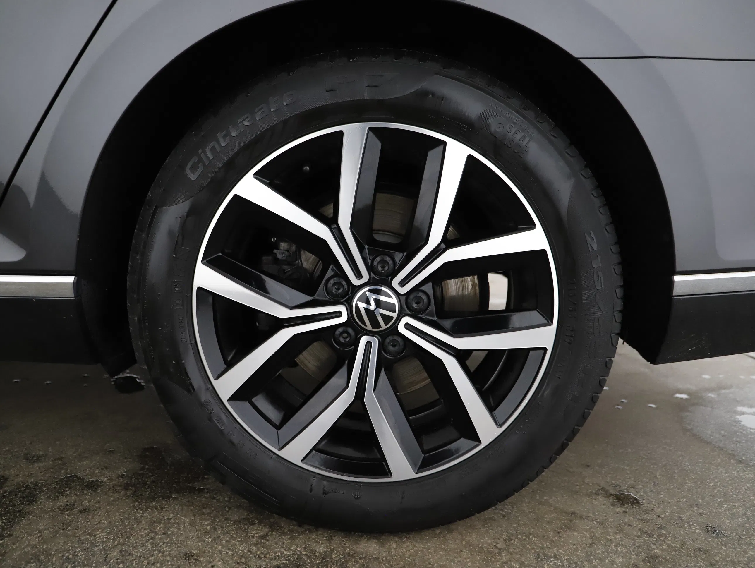 VW Passat Variant 2.0 TDI BMT Elegance | Bild 20 von 21