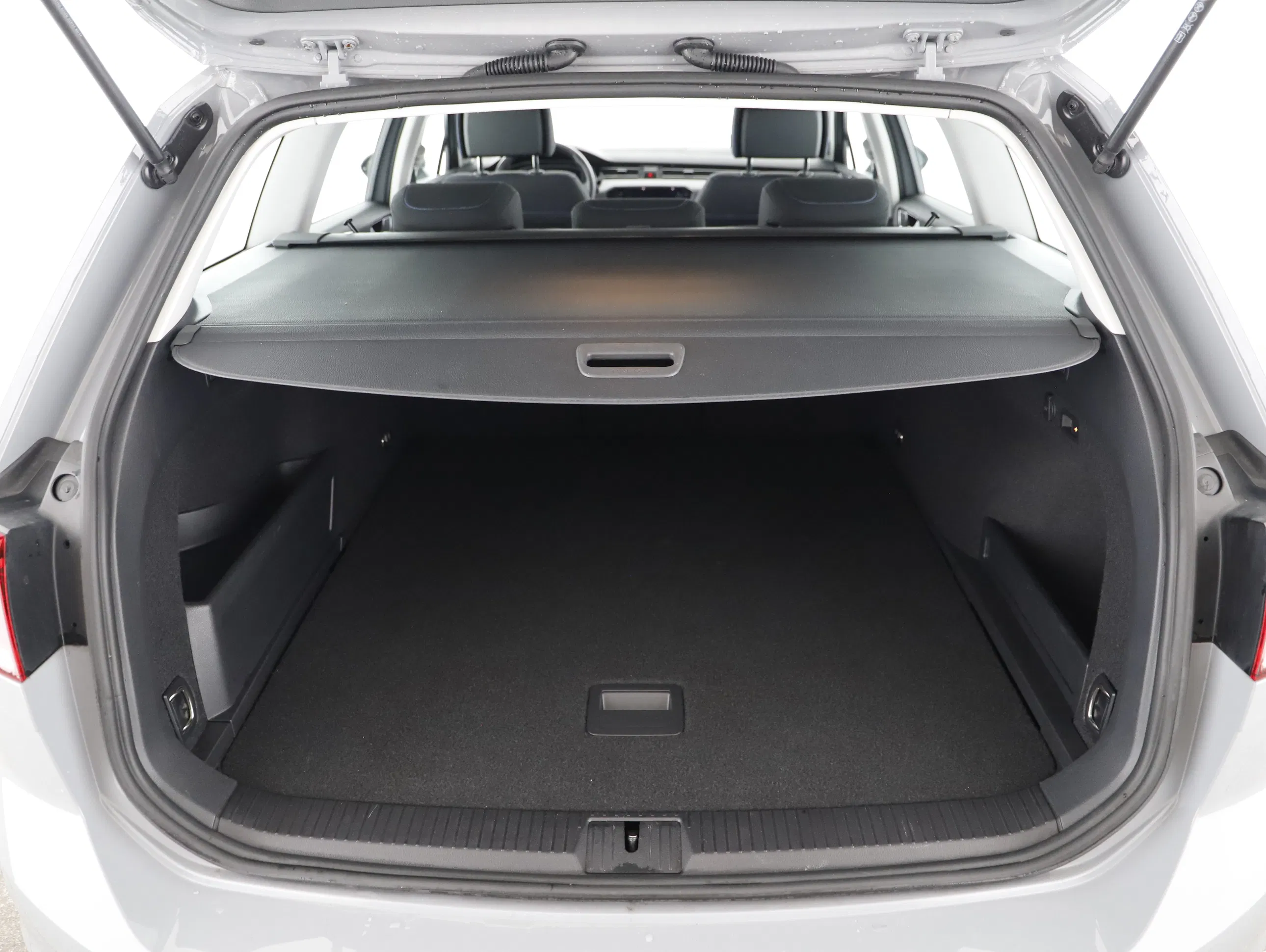 VW Passat Variant 1.4 TSI GTE | Bild 19 von 22