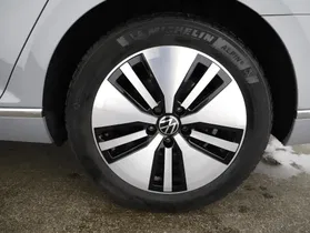 VW Passat Variant 1.4 TSI GTE | Thumbnail 3 von 22