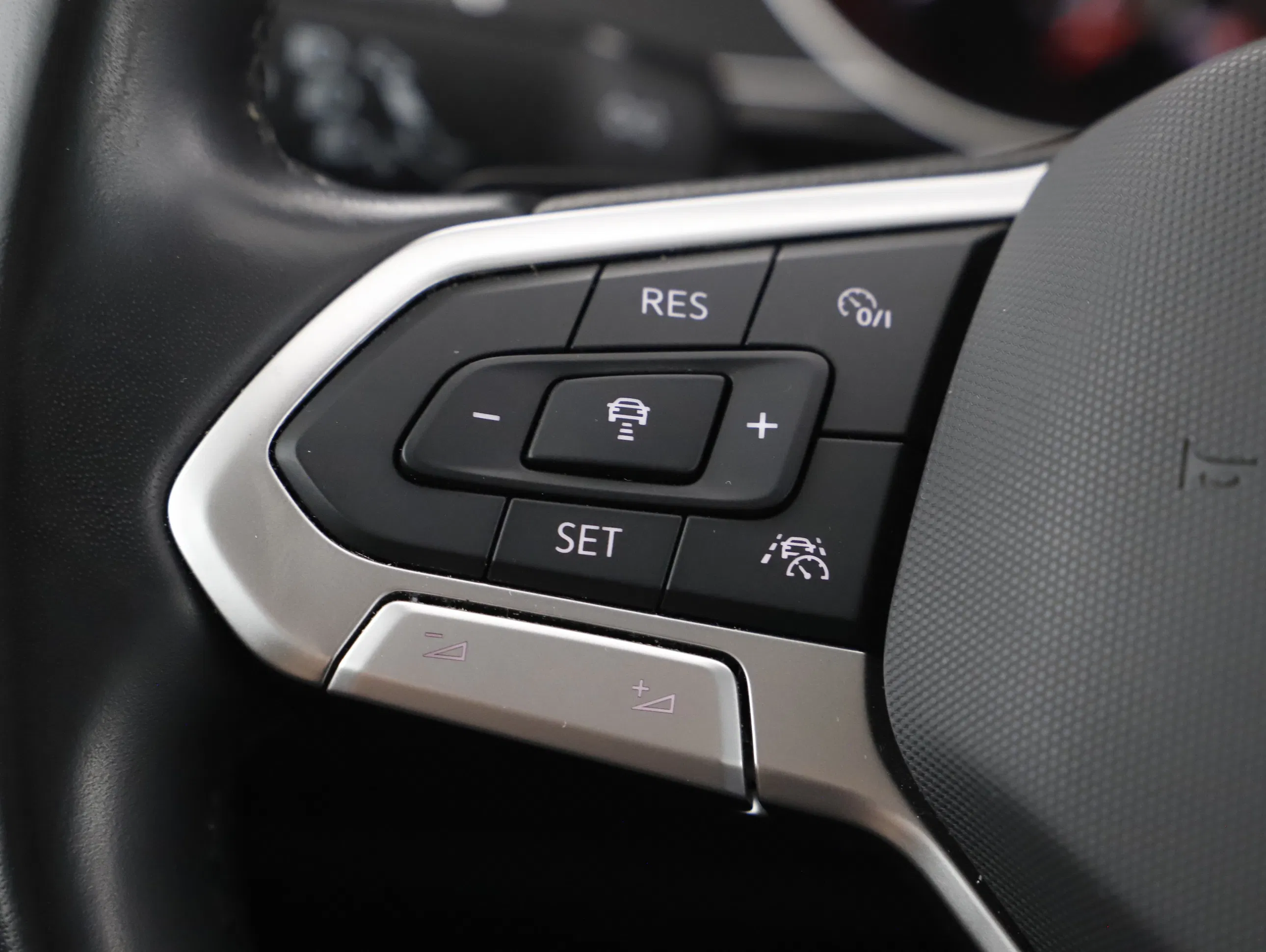 VW Passat Variant Business TDI DSG | Bild 11 von 23