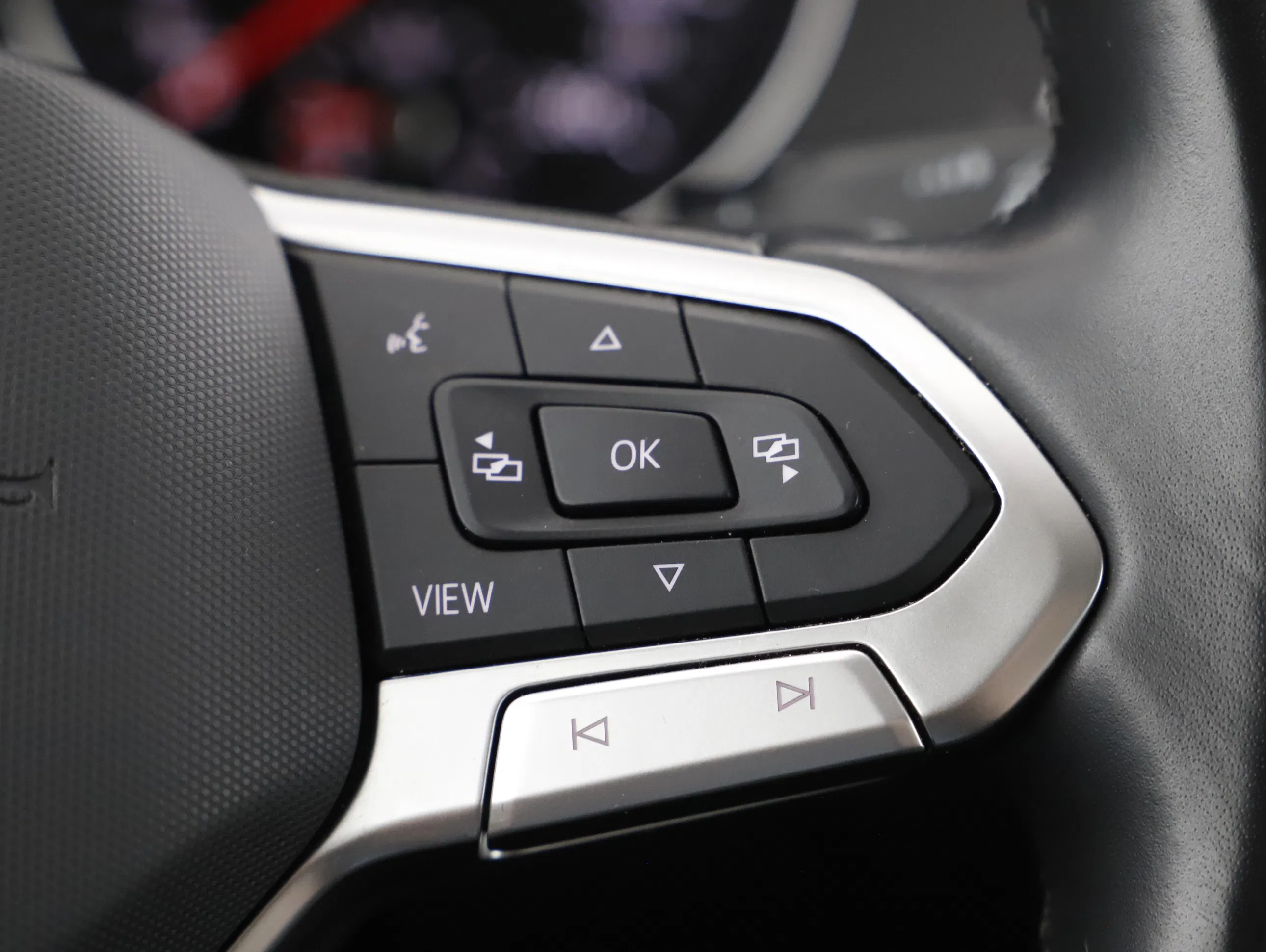 VW Passat Variant Business TDI DSG | Bild 12 von 23