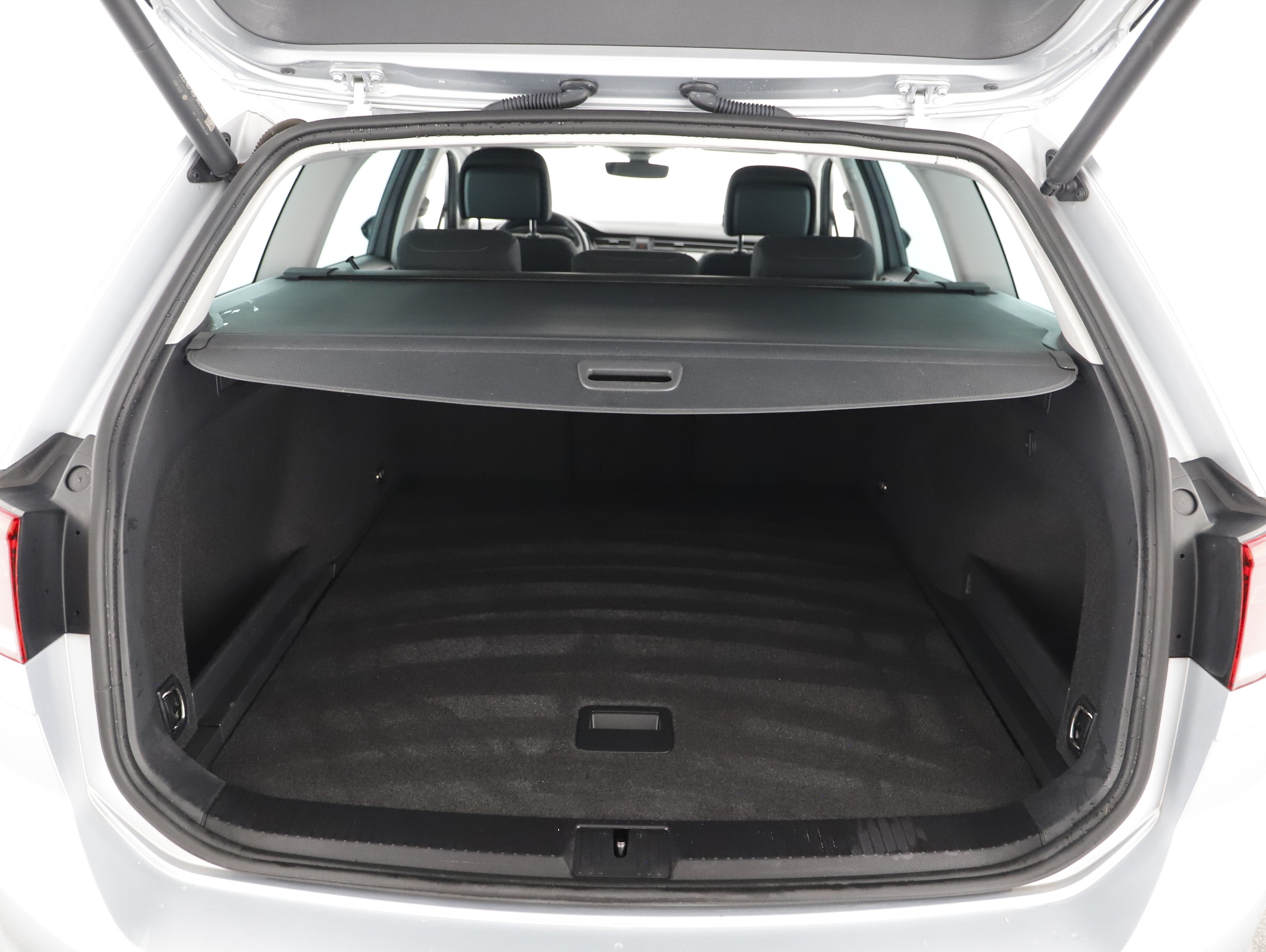 VW Passat Variant Business TDI DSG | Bild 19 von 23