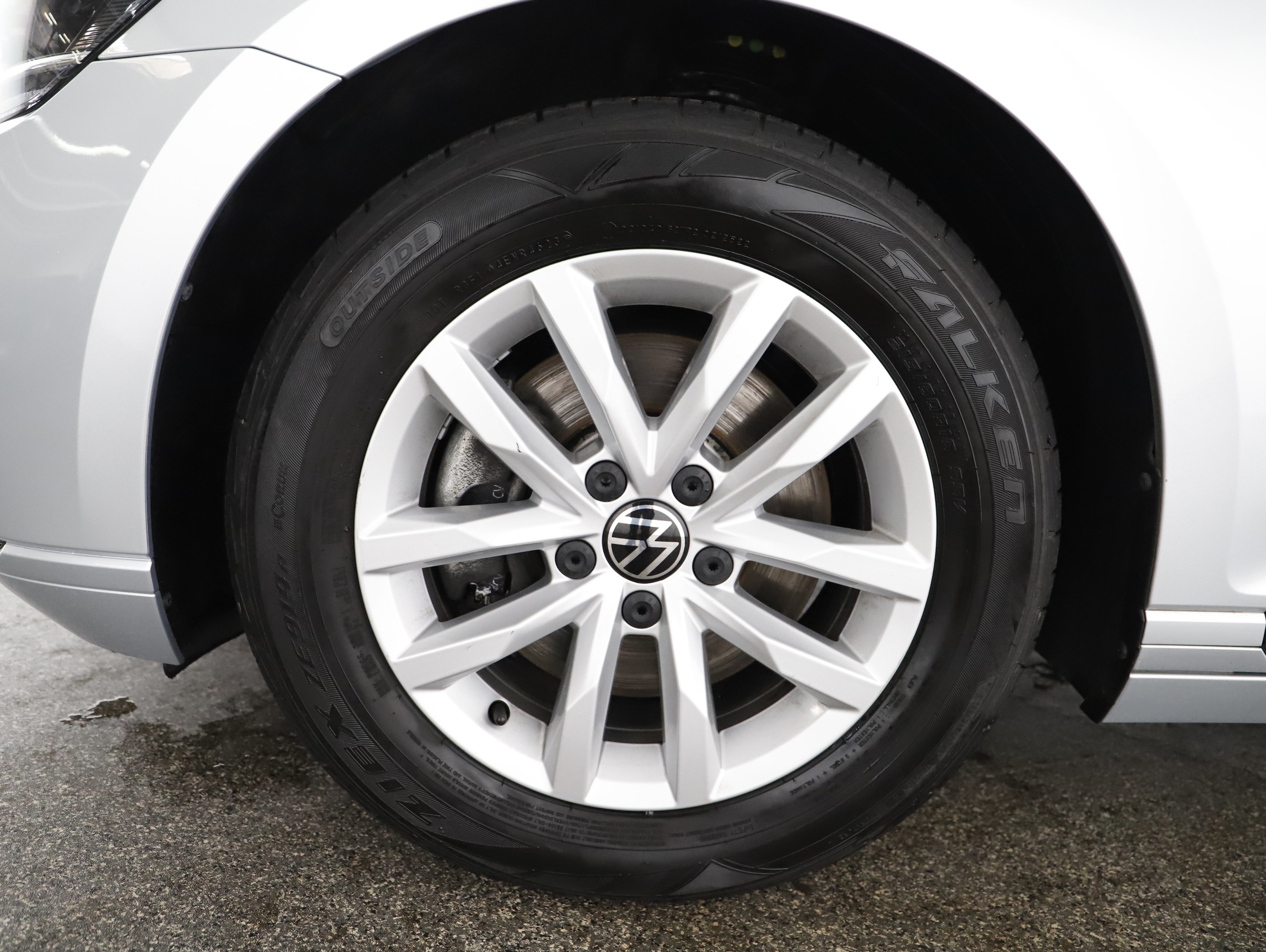 VW Passat Variant Business TDI DSG | Bild 4 von 23