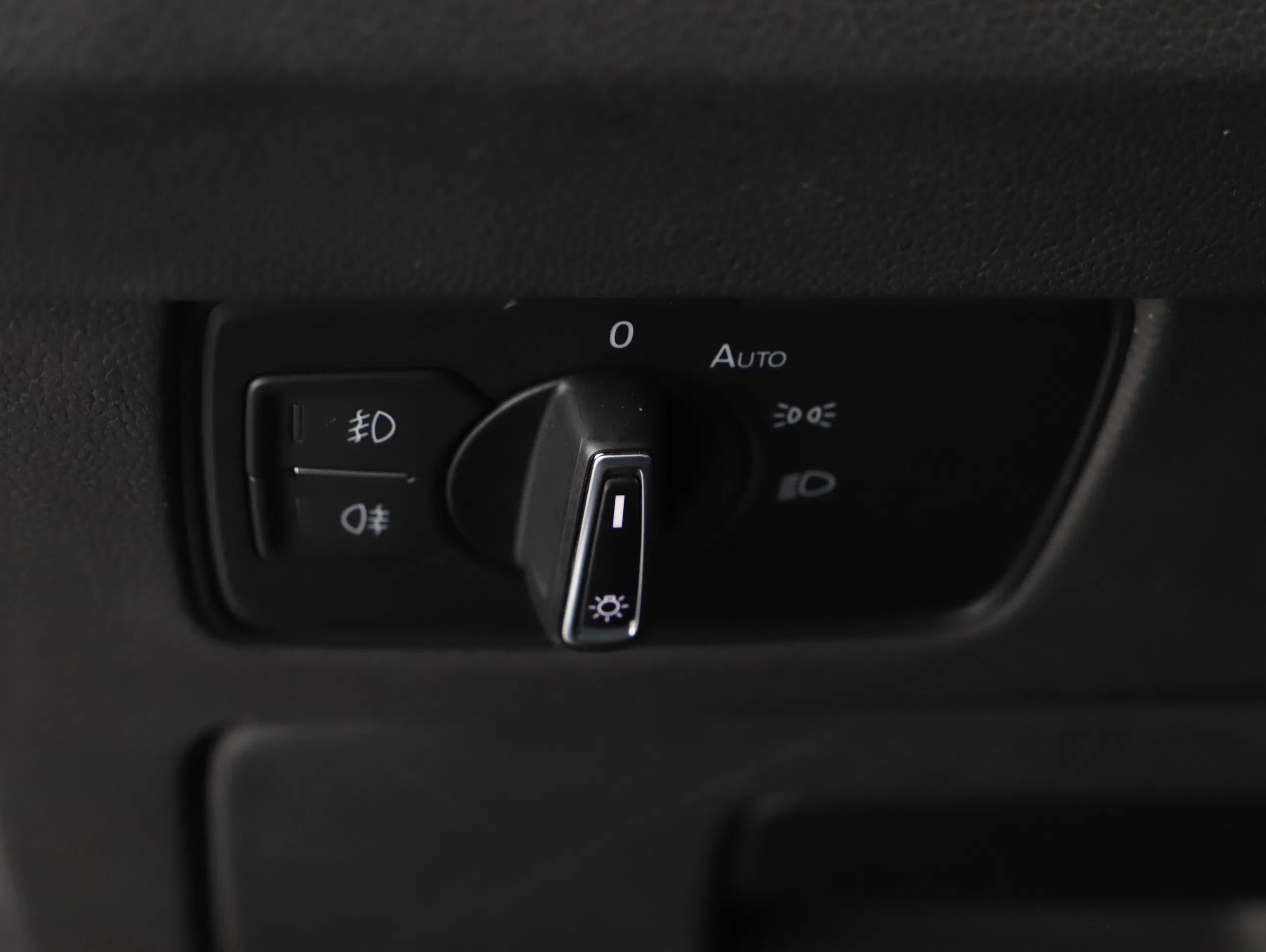 VW Passat Variant Business TDI DSG | Bild 7 von 23