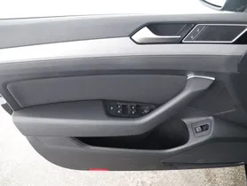 VW Passat Variant 2.0 TDI BMT Business | Thumbnail 14 von 21