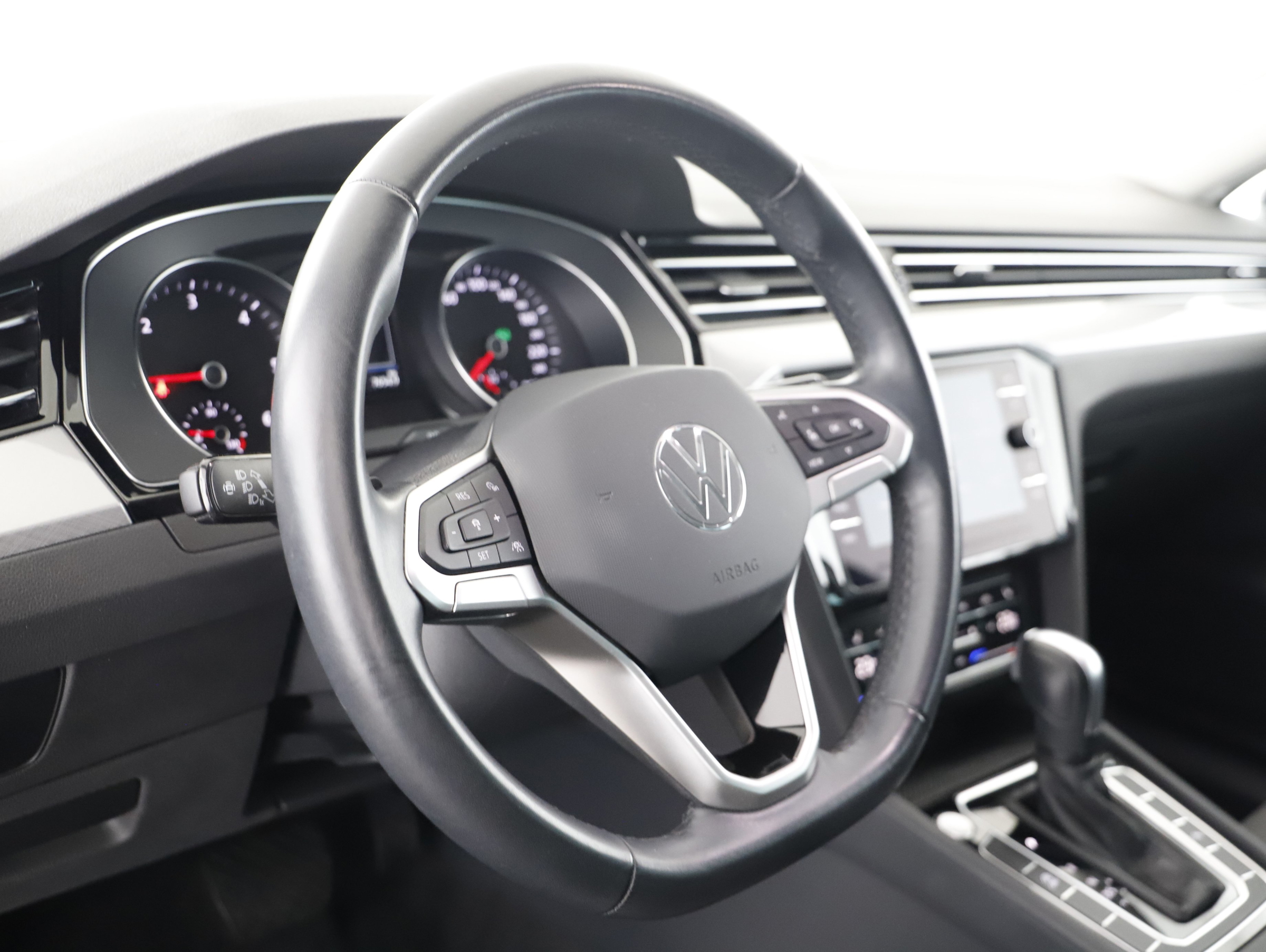 VW Passat Variant 2.0 TDI BMT Business | Bild 4 von 21