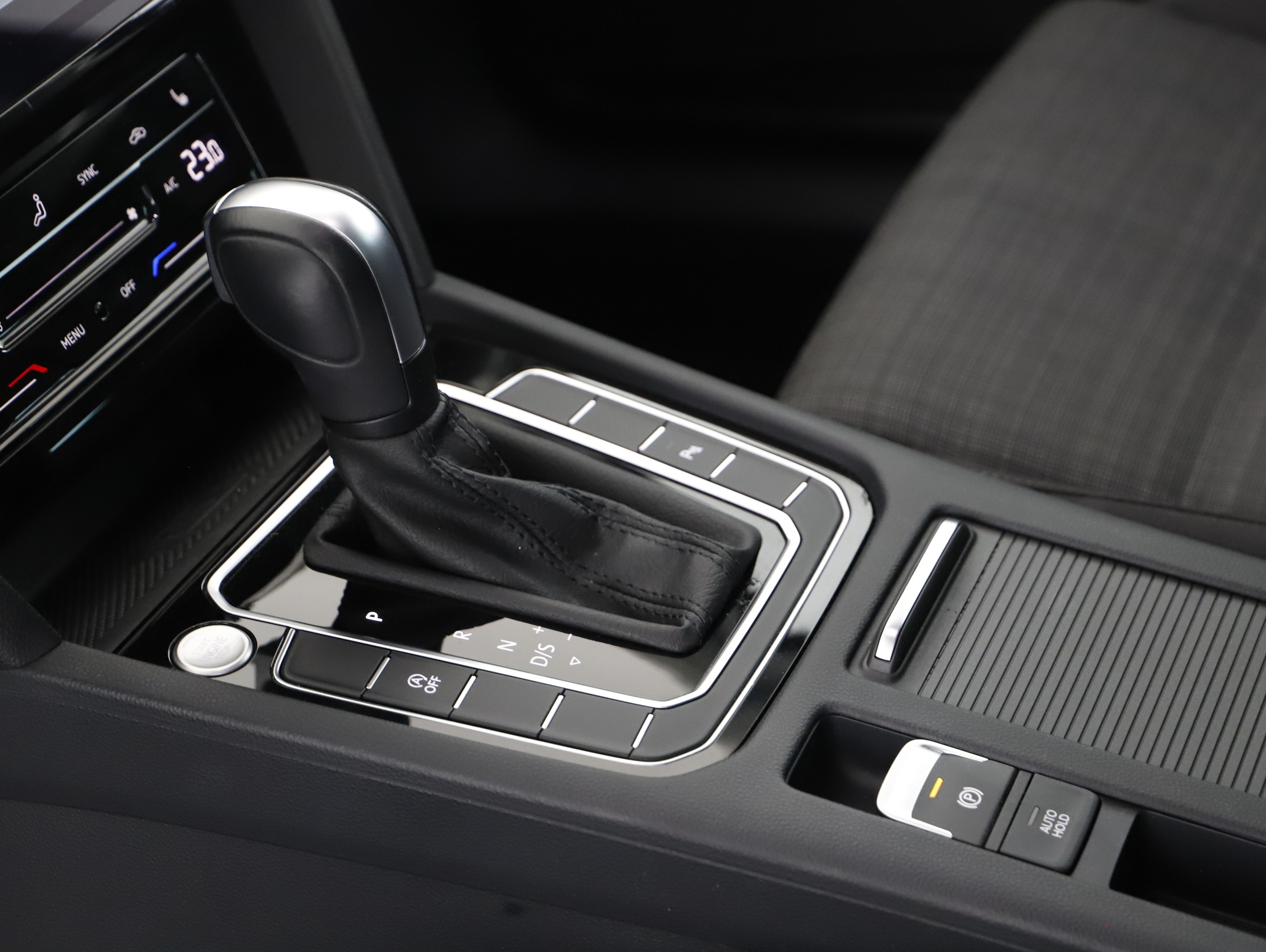 VW Passat Variant 2.0 TDI BMT Business | Bild 5 von 21