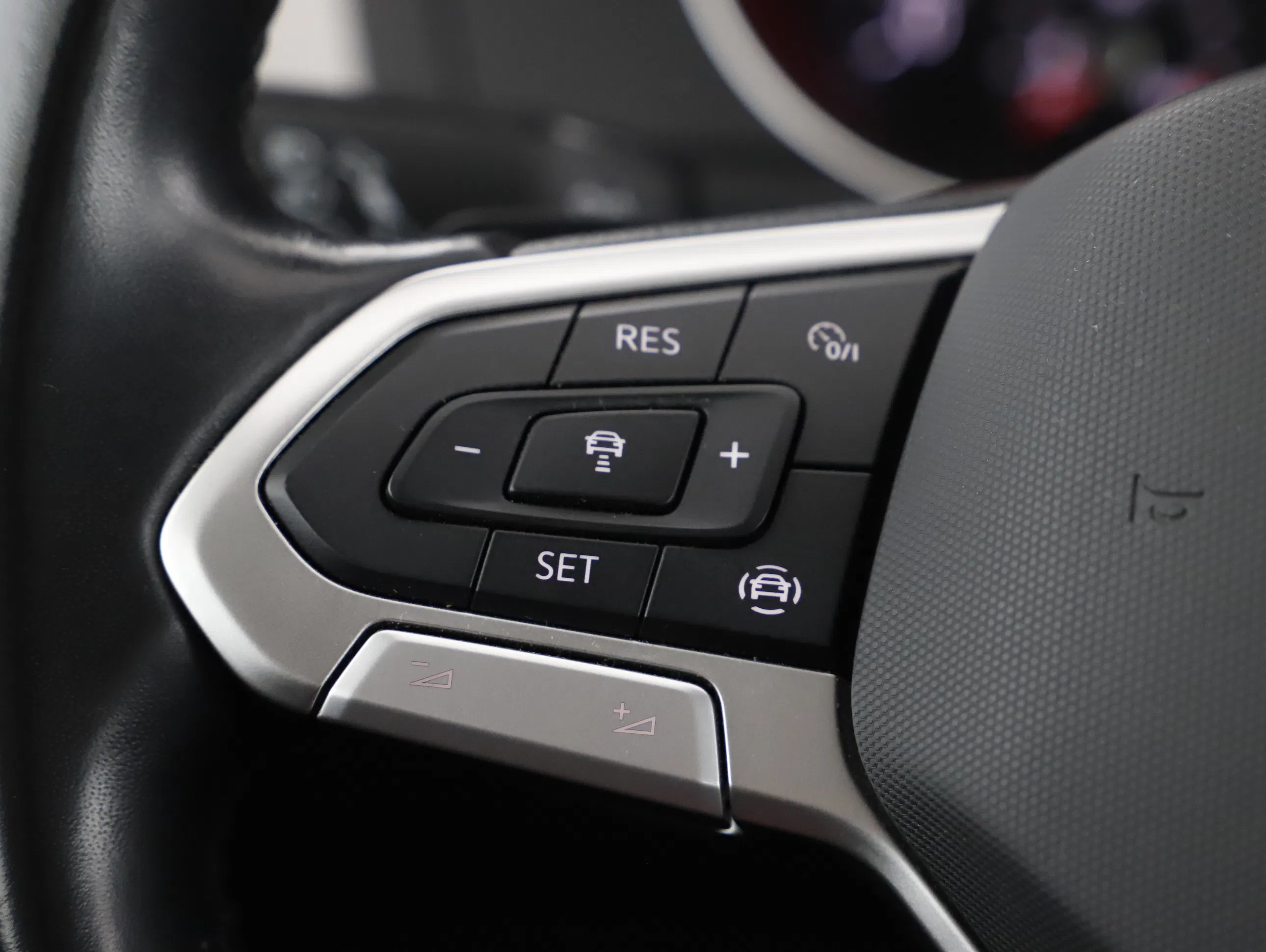 VW Passat Variant 2.0 TDI BMT | Bild 10 von 21