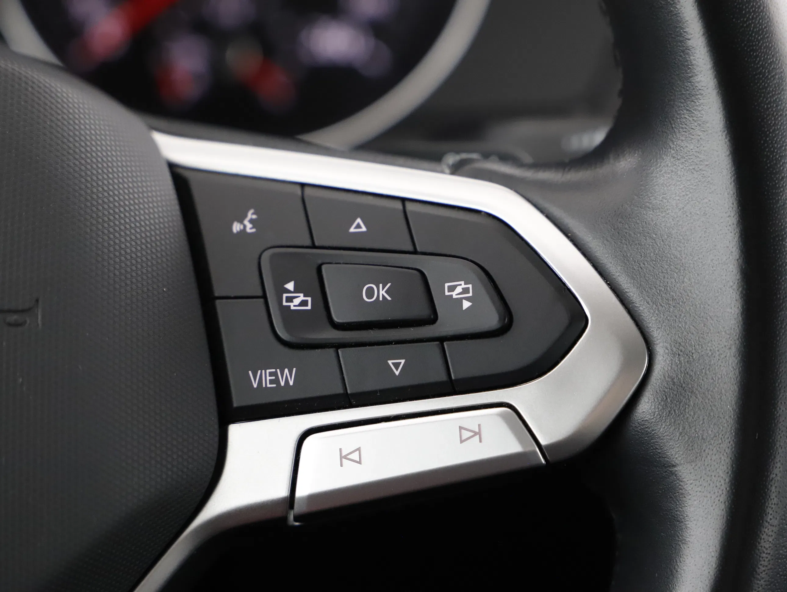 VW Passat Variant 2.0 TDI BMT | Bild 11 von 21