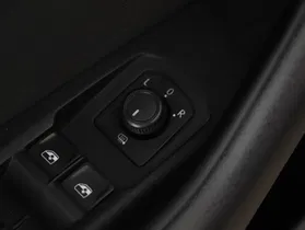 VW Passat Variant 2.0 TDI BMT | Thumbnail 5 von 21