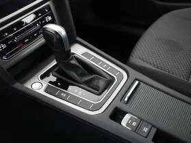 VW Passat Variant 2.0 TDI BMT | Thumbnail 14 von 21
