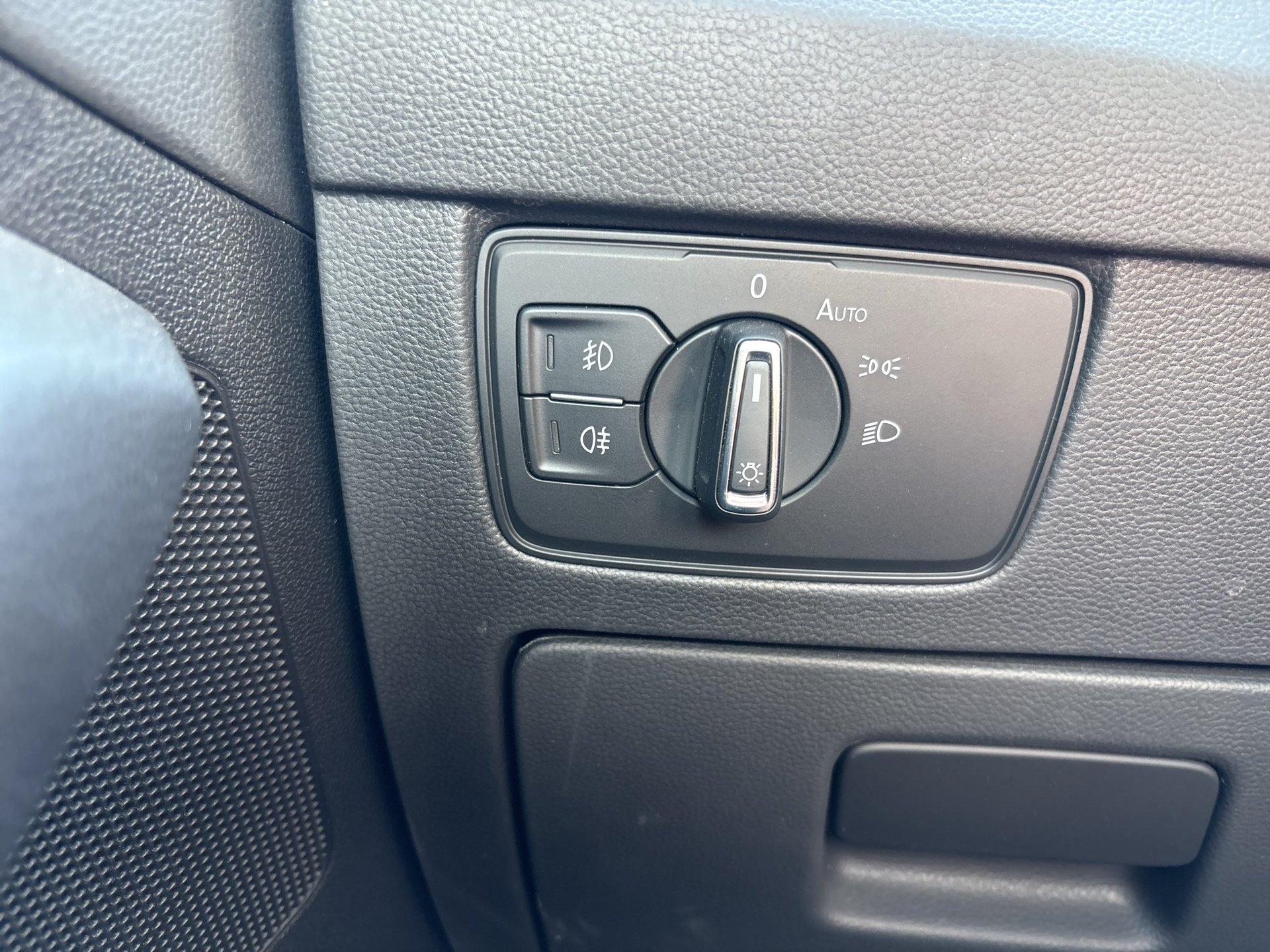 VW Passat Variant 2.0 TDI BMT Business | Bild 10 von 20