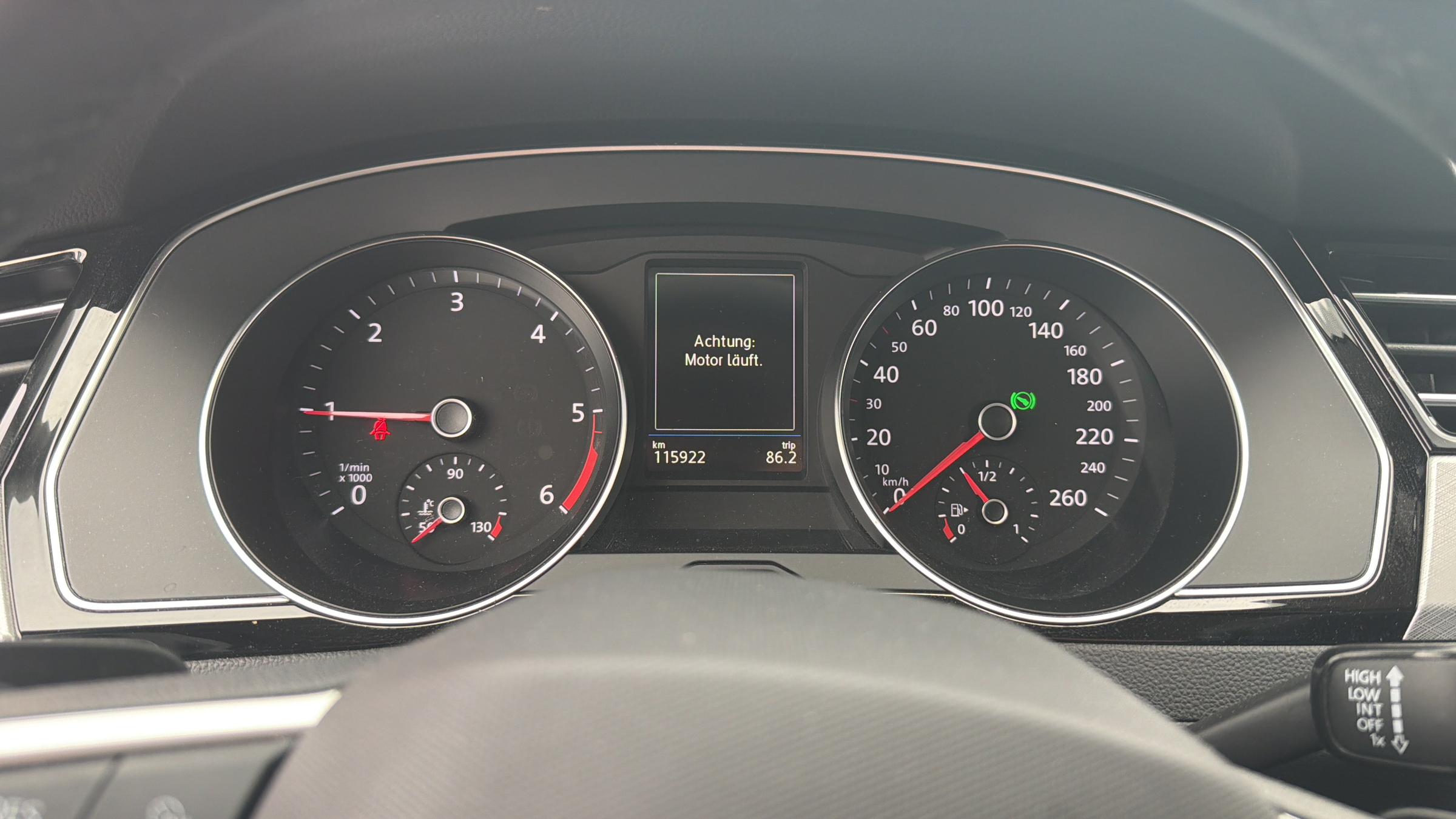 VW Passat Variant 2.0 TDI 4Motion BMT Business | Bild 11 von 20