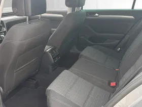 VW Passat Variant 2.0 TDI 4Motion BMT Business | Thumbnail 17 von 20