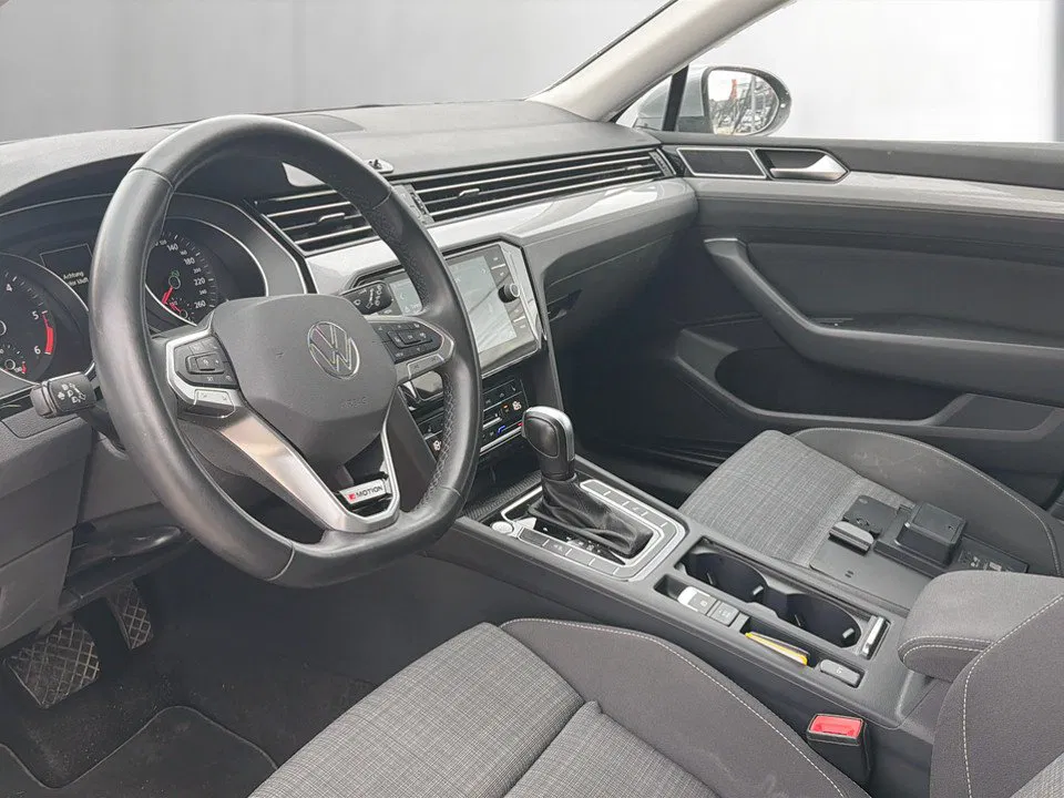 VW Passat Variant 2.0 TDI 4Motion BMT Business | Bild 8 von 20