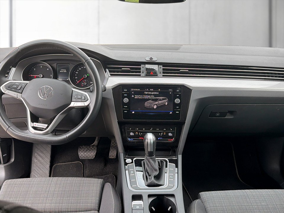 VW Passat Variant 2.0 TDI 4Motion BMT Business | Bild 9 von 20