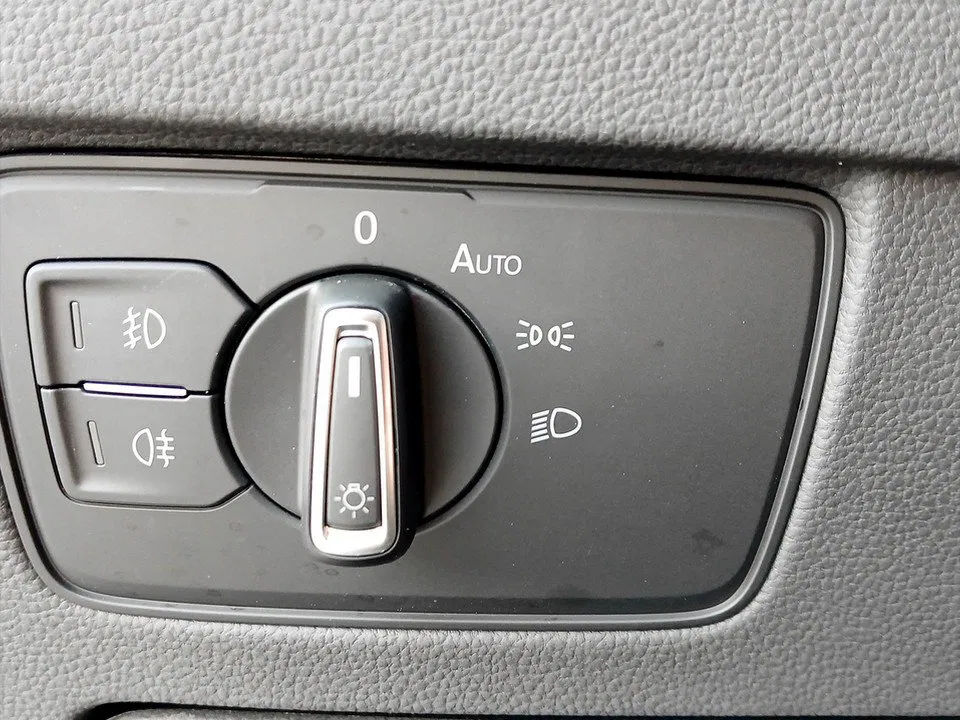 VW Passat 2.0 TDI BMT Business | Bild 9 von 22