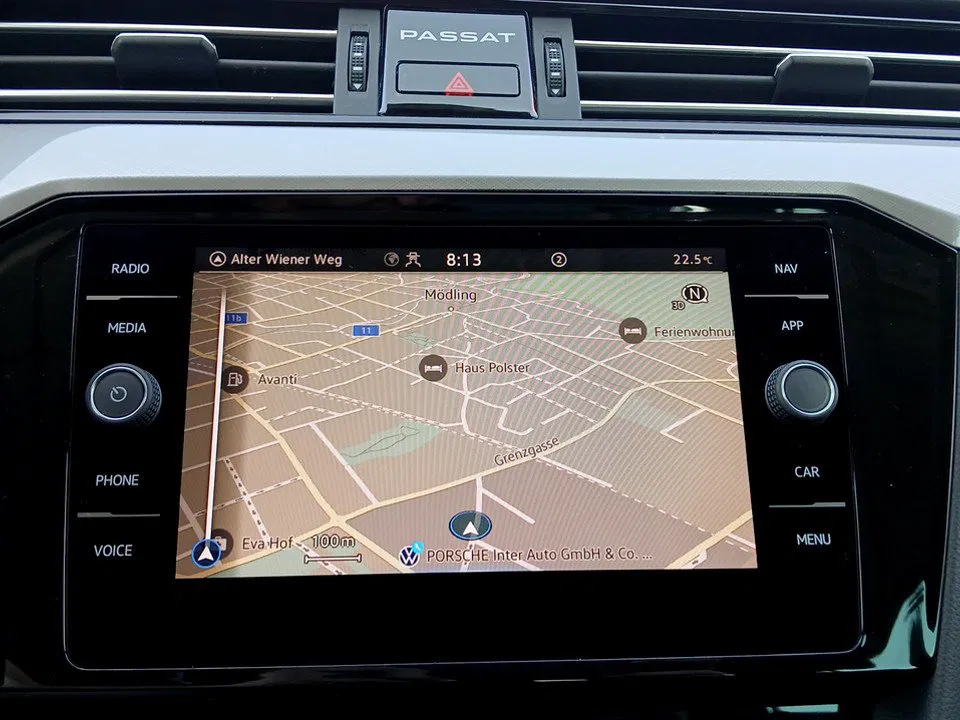 VW Passat 2.0 TDI BMT Business | Bild 16 von 22