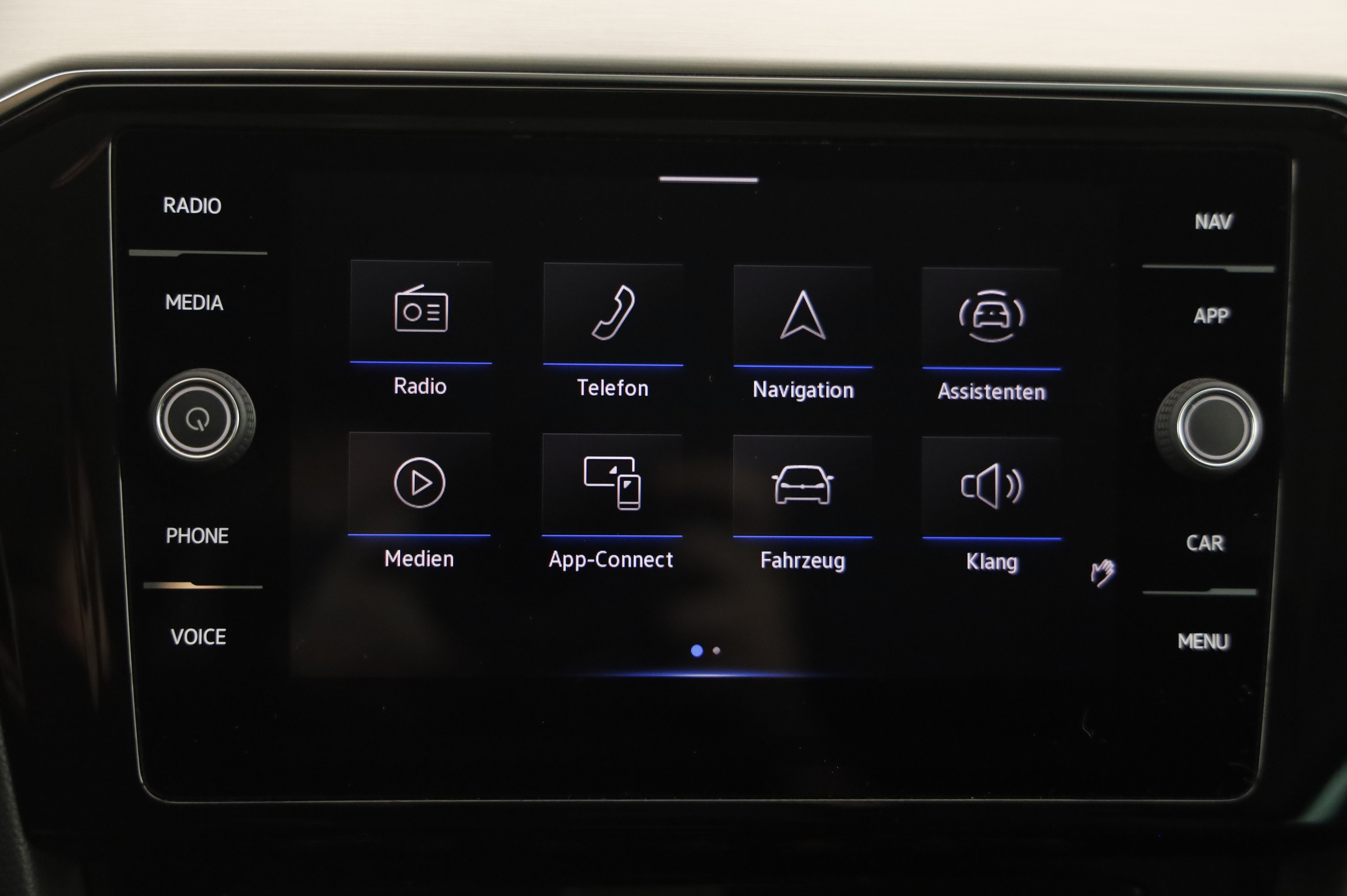 VW Passat Variant Eleg. 2.0 TDI | Bild 15 von 26