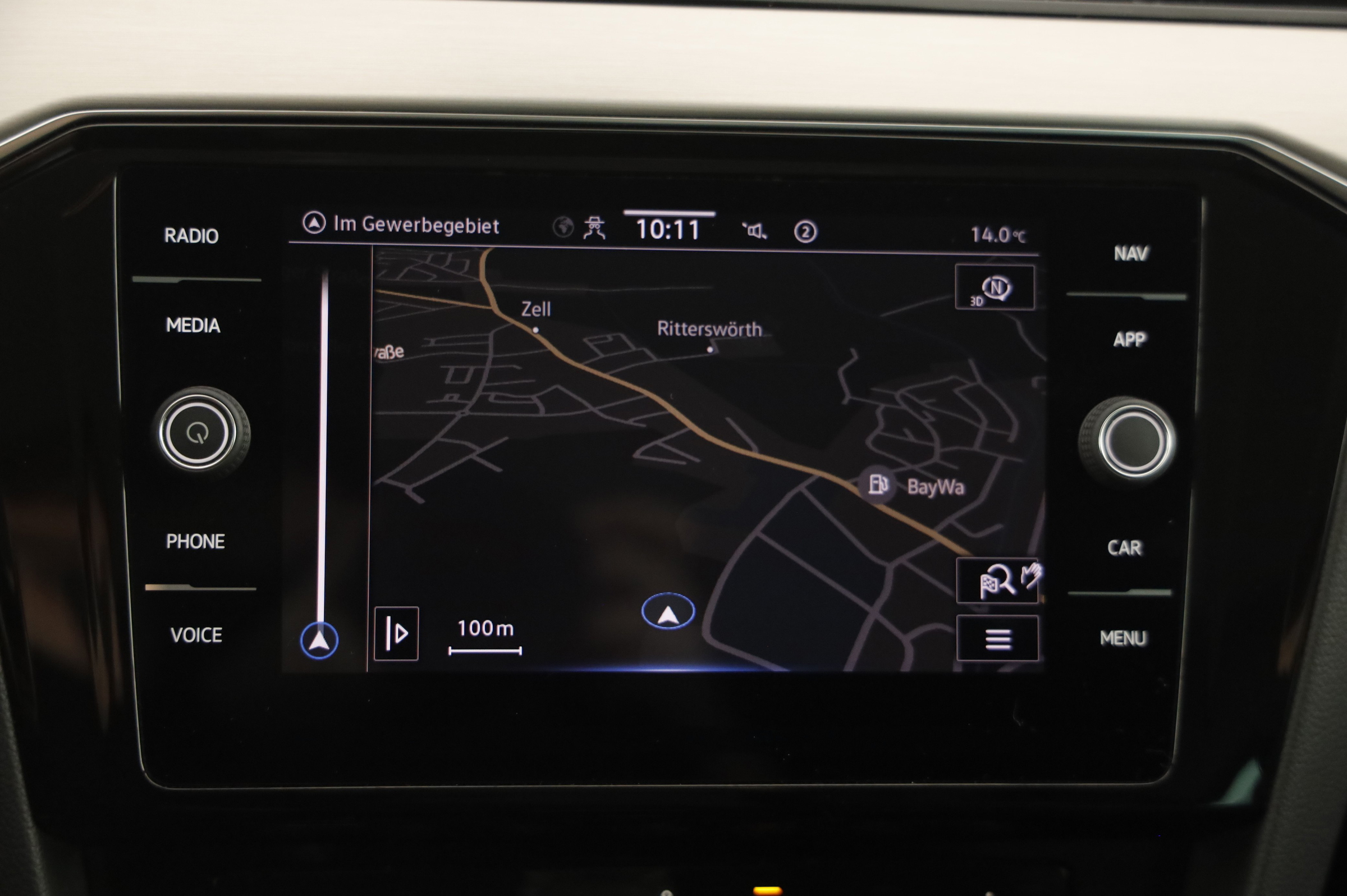 VW Passat Variant Eleg. 2.0 TDI | Bild 16 von 26