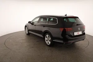 VW Passat Variant Eleg. 2.0 TDI | Thumbnail 3 von 26