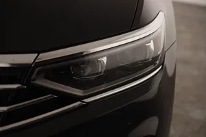 VW Passat Variant Eleg. 2.0 TDI | Thumbnail 4 von 26