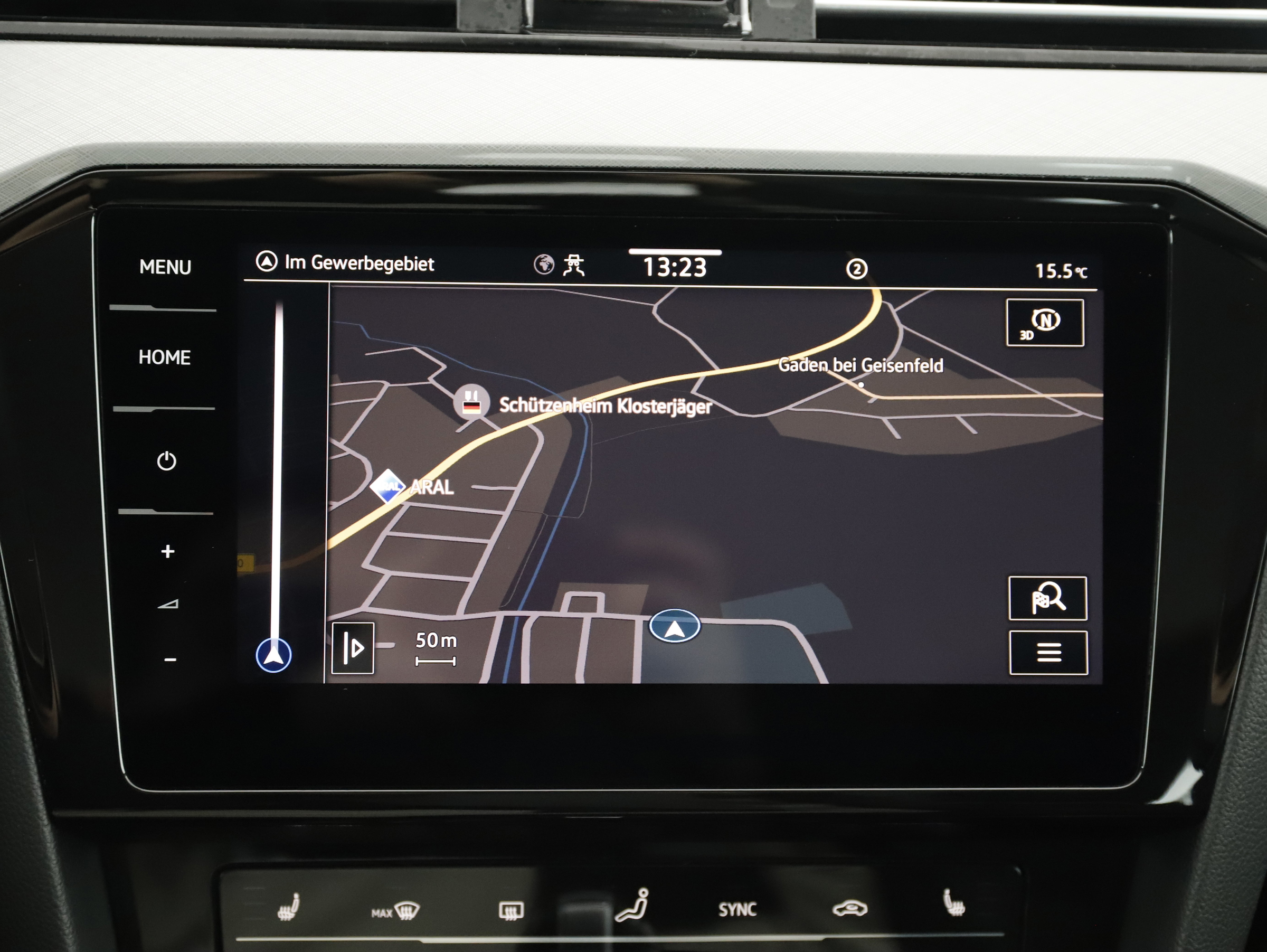 VW Passat Variant 2.0 TDI BMT Business | Bild 21 von 29