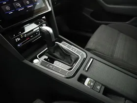 VW Passat Variant 2.0 TDI BMT Business | Thumbnail 24 von 29