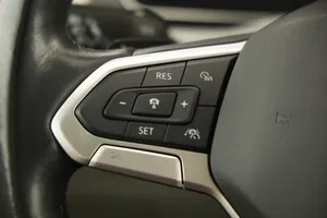 VW Passat Variant 2.0 TDI BMT Elegance | Thumbnail 12 von 25
