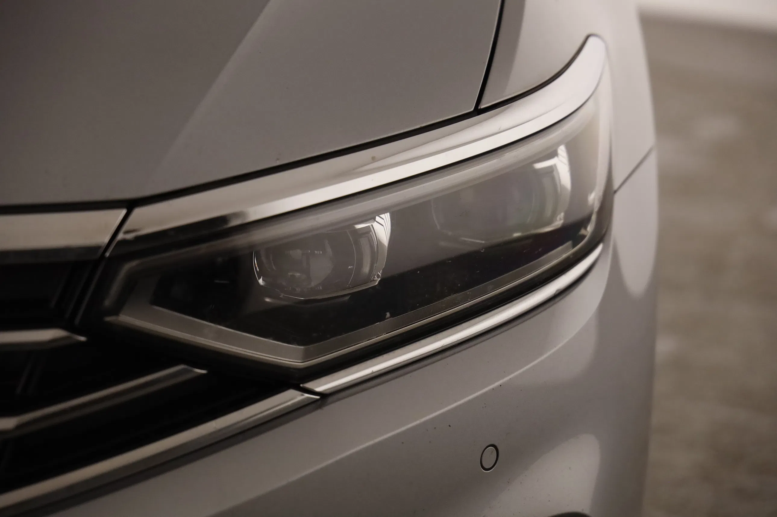 VW Passat Variant 2.0 TDI BMT Elegance | Bild 3 von 25