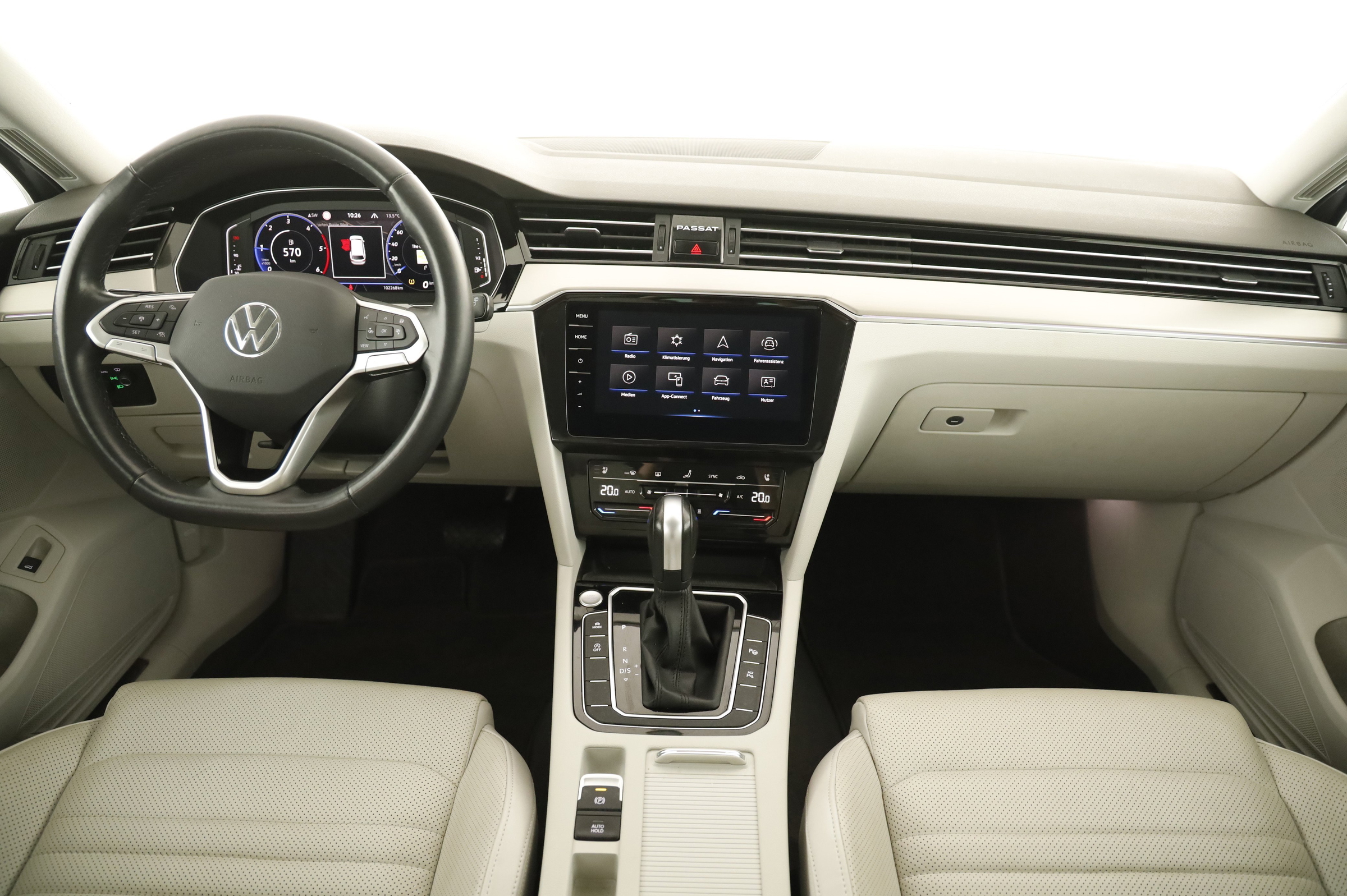 VW Passat Variant 2.0 TDI BMT Elegance | Bild 9 von 25