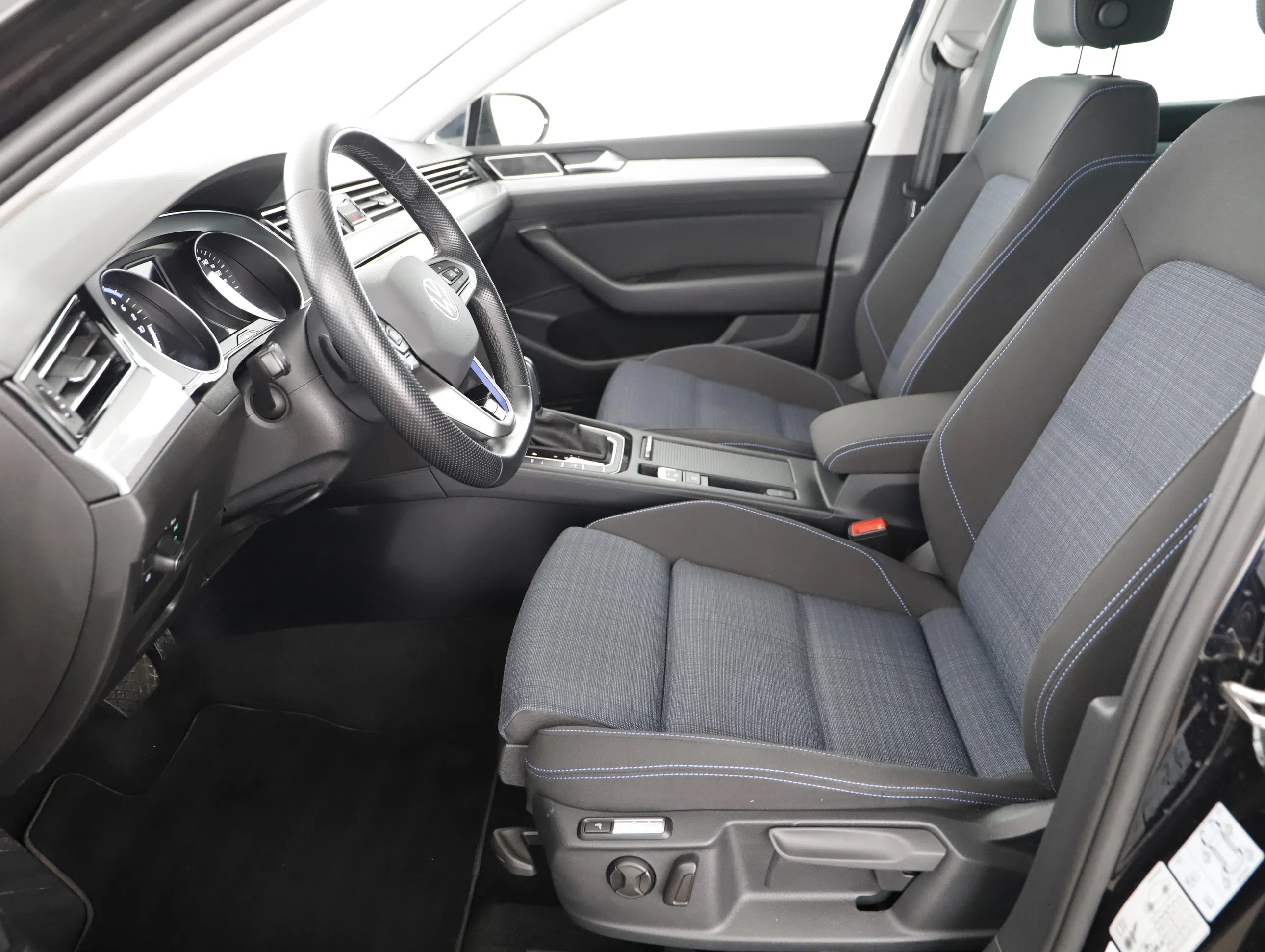 VW Passat Variant 1.4 TSI GTE | Bild 2 von 22