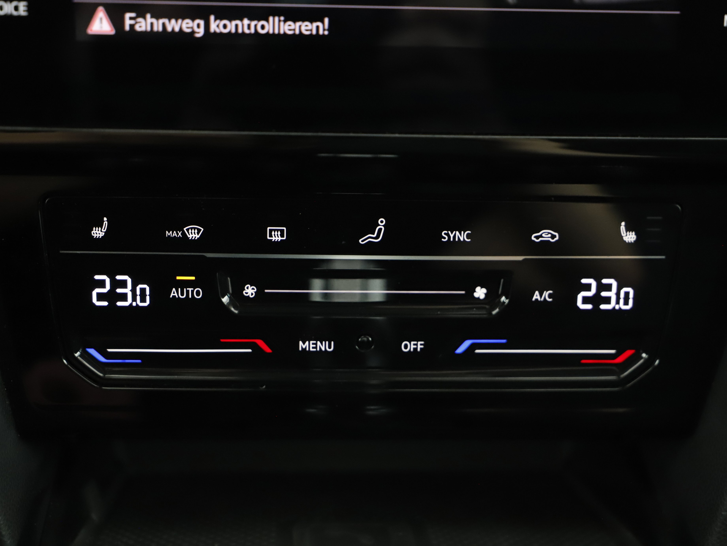 VW Passat Variant 1.4 TSI GTE | Bild 11 von 22