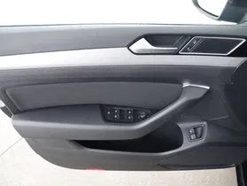 VW Passat Variant 1.4 TSI GTE | Thumbnail 15 von 22