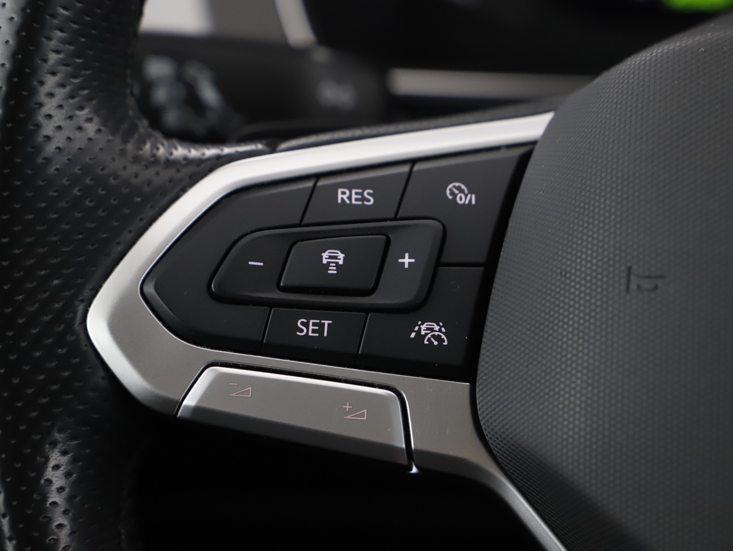 VW Passat Variant 1.4 TSI  GTE | Bild 12 von 25