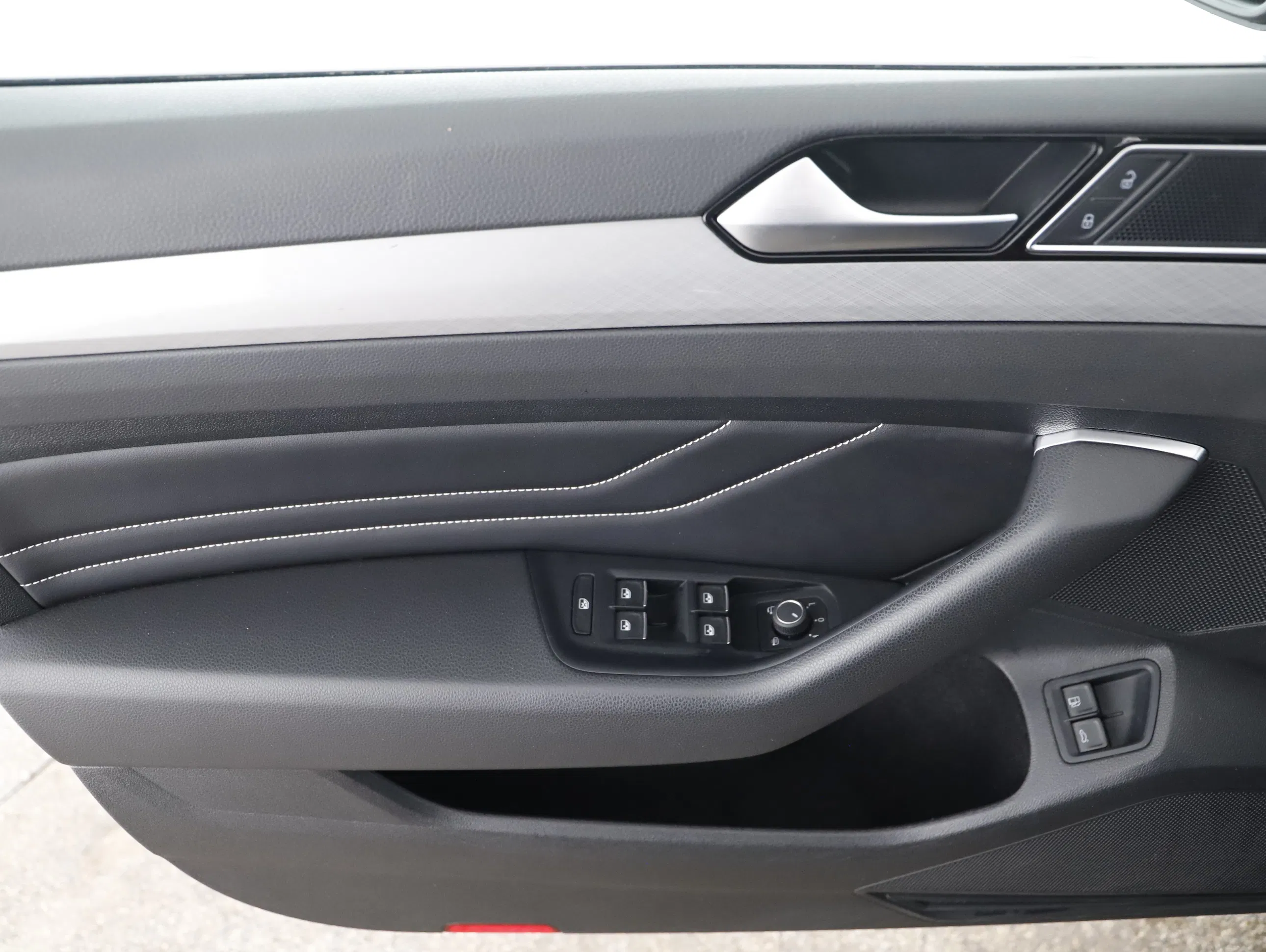 VW Passat Variant 1.4 TSI GTE | Bild 15 von 25