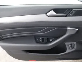 VW Passat Variant 1.4 TSI GTE | Thumbnail 15 von 25